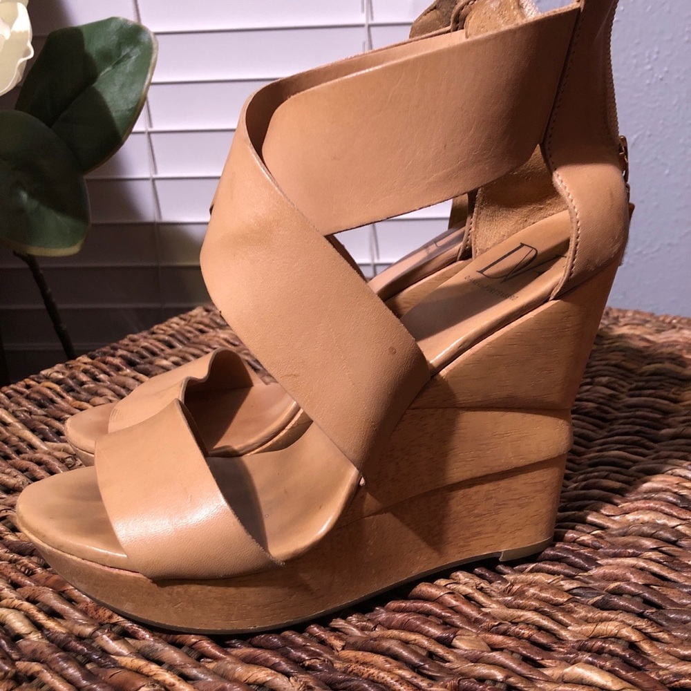 DVF brown platform wedges